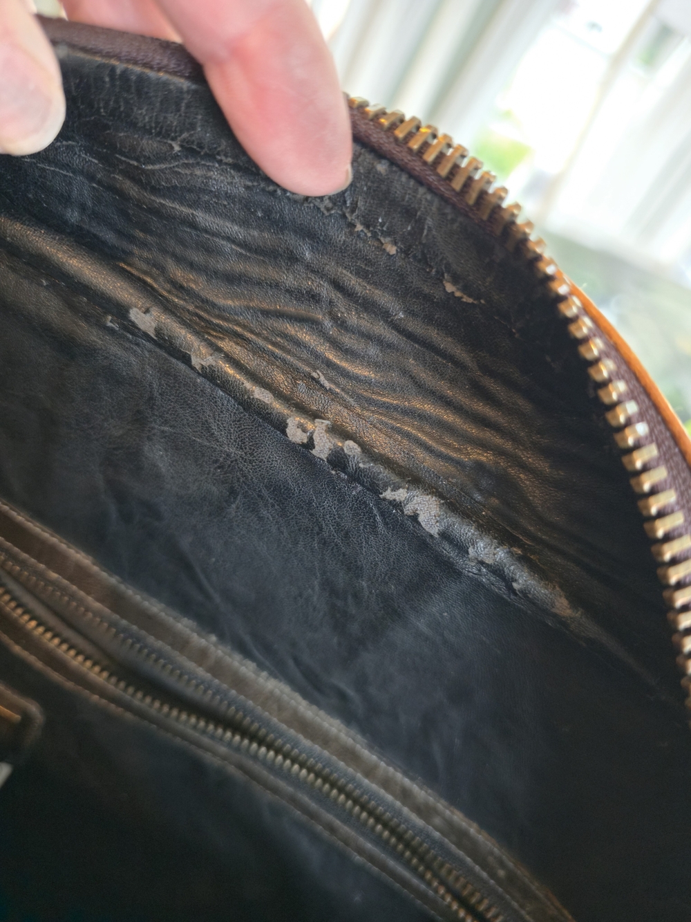Old Gringo Rayna Eagle Tooled Leather Bowler Bag - Picture 5 of 7